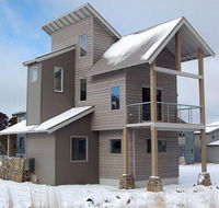 Krystal Peaks-DPA - Accommodation Bookings