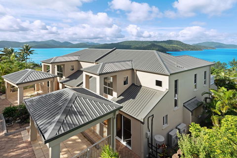 La Bella Apartments - Accommodation Bookings 1
