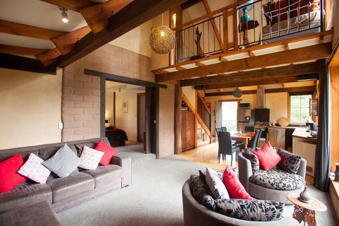 La Boheme Villa - Accommodation Bookings 3