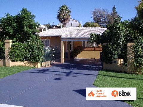 La Cote D Or - Mediterranean Cottage - Accommodation Bookings 0