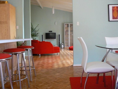 La Cote D Or - Mediterranean Cottage - Accommodation Bookings 2