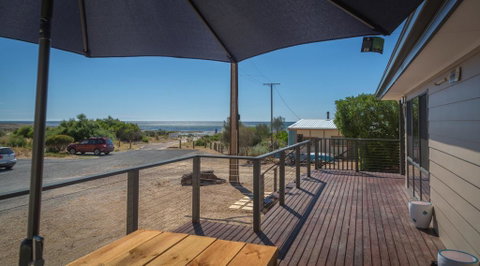 Lady Bay Getaway - 12 Lady Bay, Normanville - Accommodation Bookings 0