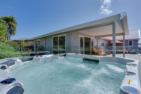 Lady Nelson - Accommodation Bookings 2