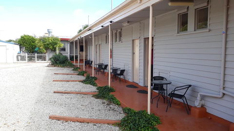 Lake Bolac Motel - Accommodation Bookings 1