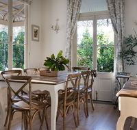 Lake Daylesford Country House