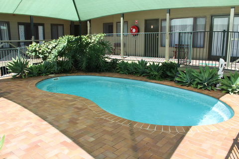 Lake Forbes Motel - Accommodation Bookings 1