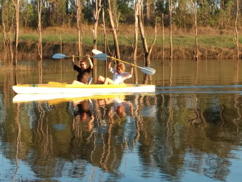 Lake Tinaroo Waterfrontage - Accommodation Bookings 3