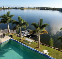 Lakehouse Family Oasis by Getastay - Accommodation Bookings