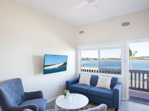 Lakeside Flats 2 Fresh New Look - Accommodation Bookings 0