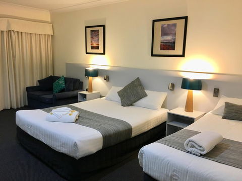 Lakeview Motor Inn - Accommodation Bookings 0