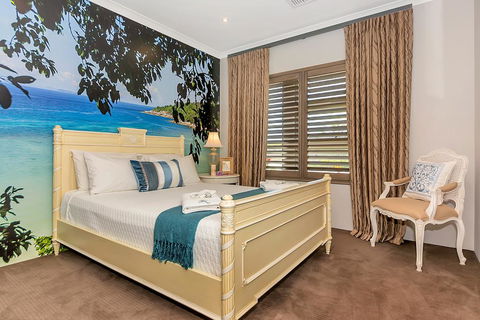 Lavender Manor BnB - Accommodation Bookings 2