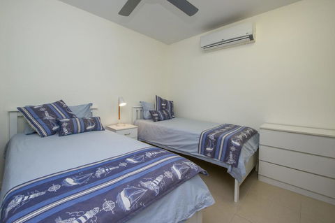 Lei Lo - Accommodation Bookings 3