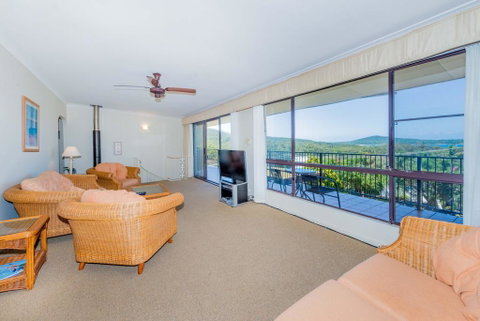 Lentara St 12 - Fingal Bay - Accommodation Bookings 2