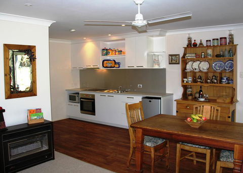 Leo's Rest Bathurst NSW - Accommodation Bookings 2