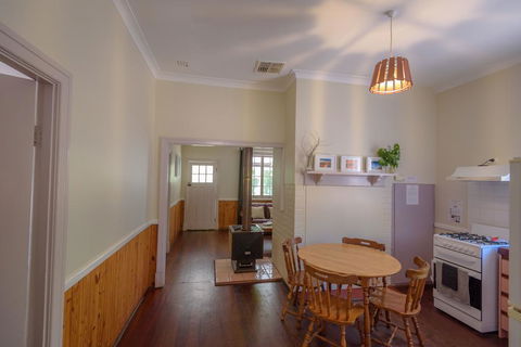 Lewana Cottages - Accommodation Bookings 3