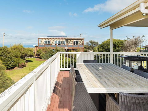 Licence To Chill - Accommodation Bookings 2