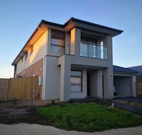 lily family - Accommodation Bookings