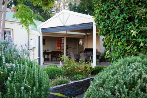 Linfield Cottage - Accommodation Bookings 0