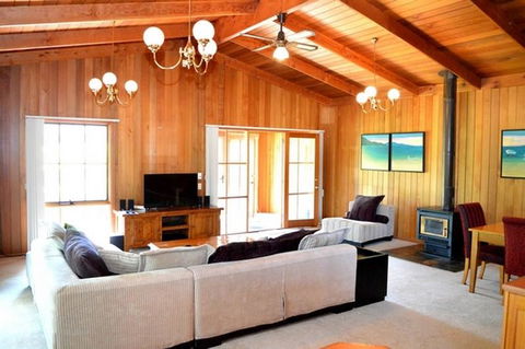 Lisieux - Accommodation Bookings 1