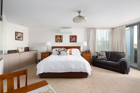Luna Blu - Luxury B&B - Accommodation Bookings 1