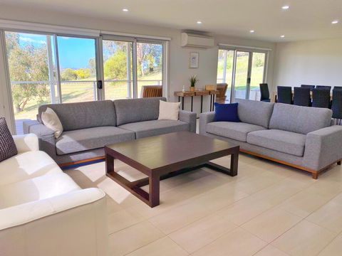 Luxury 3BR Home With KING Bed Metung - Accommodation Bookings 0