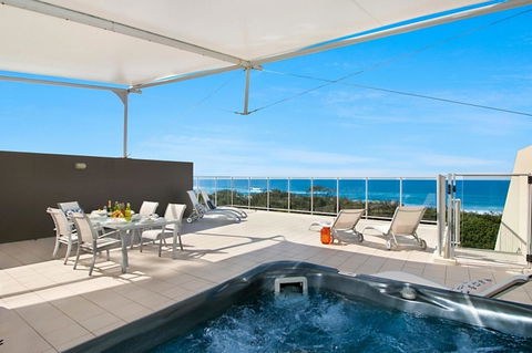 LUXURY BALE PENTHOUSE & JACUZZI SPA 1328 NORTH CULTURE - Accommodation Bookings 1