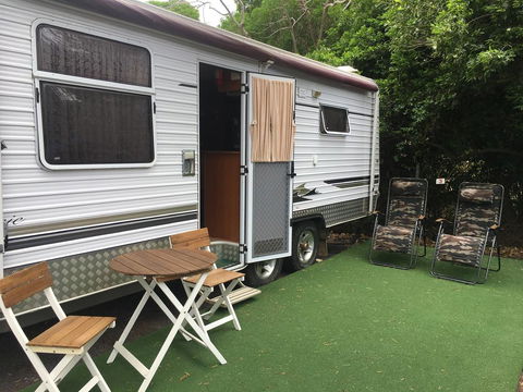 Luxury Caravan - Accommodation Bookings 3