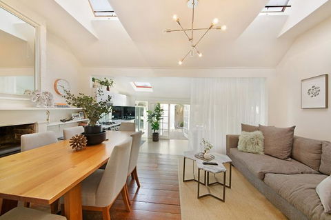Luxury Designer Paddington Cottage + FREE WIFI - Accommodation Bookings 2