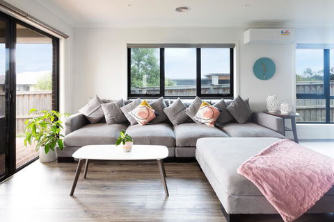 Luxury Escape In Ocean Grove - Accommodation Bookings 3