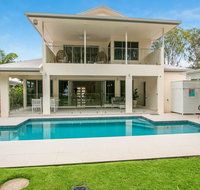 Luxury Living on the Beachfront - Accommodation Bookings