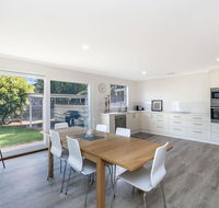 Lyons Cottage - a quaint Whalers Cottage in heart of Port Fairy - Accommodation Bookings