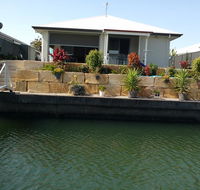 M  T's Waterfront Bed  Breakfast