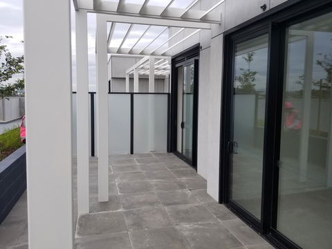 M City Self Contained Apartment - Accommodation Bookings 1