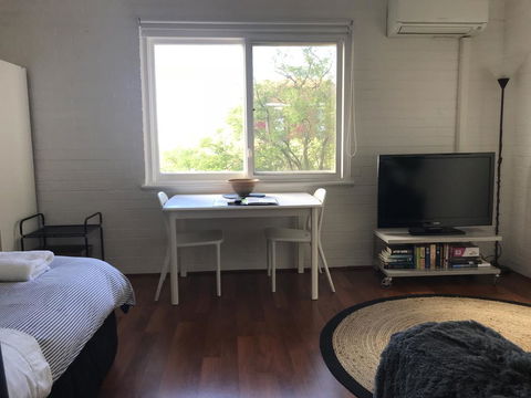 M106 Holiday Apartment In The City - Accommodation Bookings 2