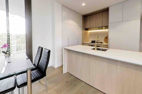 Macquarie Park 2beds 2 Bath 400m To Station, Free WIFI, Parking, Netflix - Accommodation Bookings 3