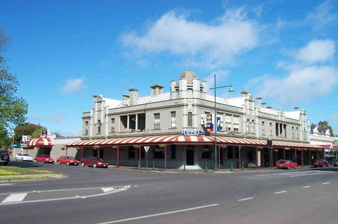 Madden's Commercial Hotel - Accommodation Bookings 0