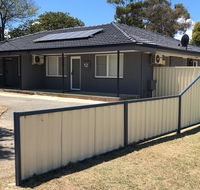 Maddington House Unit B - Accommodation Bookings