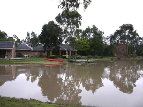Magdala Motor Lodge & Lakeside Restaurant - Accommodation Bookings 3