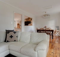 Magnetic Cottage circa 1850's - Accommodation Bookings