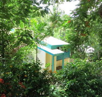Magnetic Reef Apartments Unit 3 - Accommodation Bookings