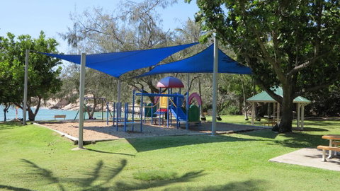 Magnetic Shores Unit 3 - Accommodation Bookings 1