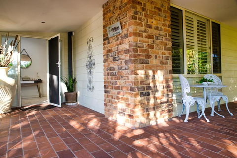 Magnificent Lakeview House - Long Jetty - Accommodation Bookings 2