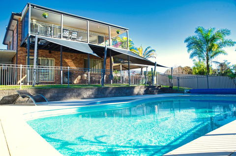 Magnificent Lakeview House - Long Jetty - Accommodation Bookings 0