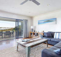Magnificent Views - Mariners Mark - Accommodation Bookings