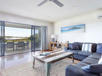Magnificent Views - Mariners Mark
