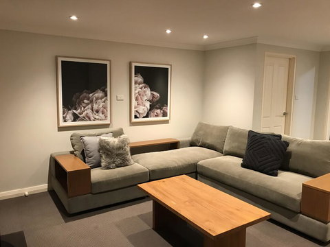 Maison Noir 1 - Accommodation Bookings 2