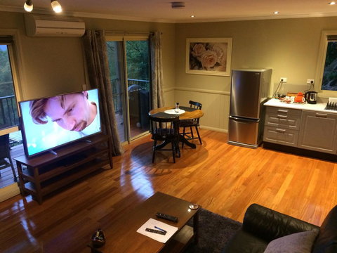 Maleny Luxury Cottages - Accommodation Bookings 2