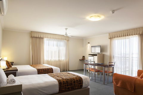 Mandarin Motel - Accommodation Bookings 2