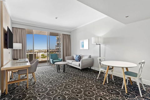 Mantra Twin Towns - Accommodation Bookings 2