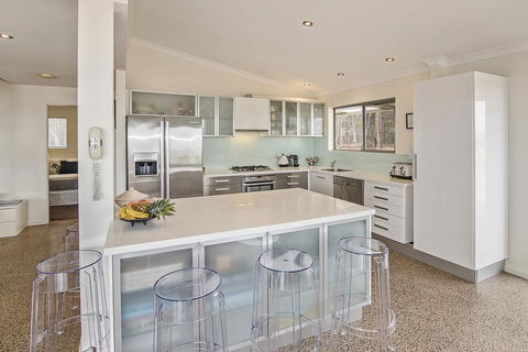 Margaret River Farmhouse - Accommodation Bookings 1